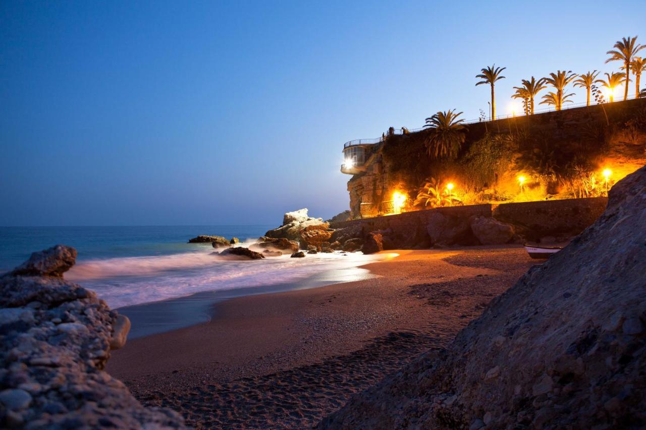 Apartamentos Eduardo Rico Nerja Esterno foto